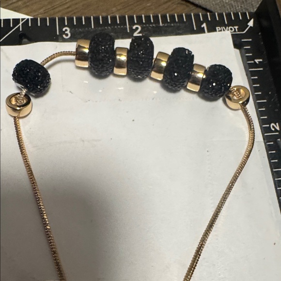 Black Sparkle Beaded Gold Tone Necklace. NWOT  (BR1313/2) - Picture 7 of 8